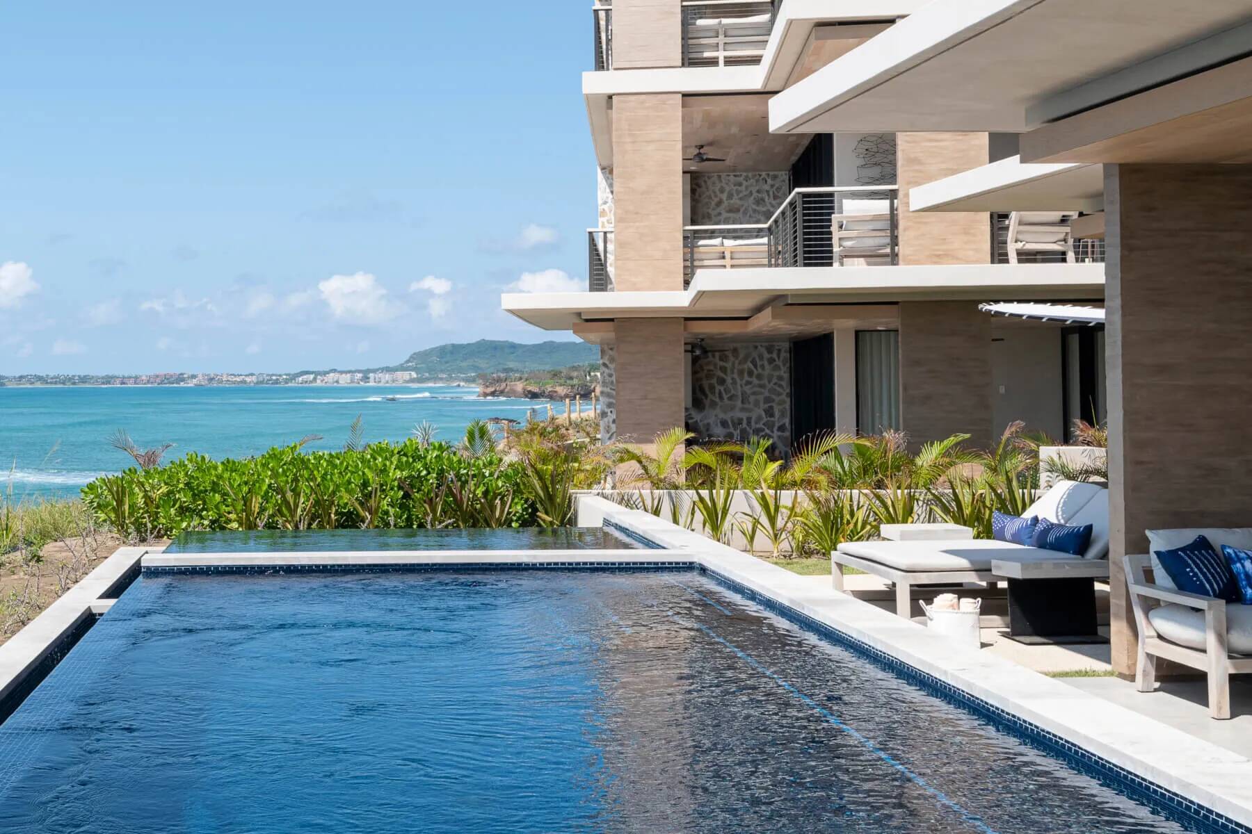Two Bedroom Oceanfront Cliffside Residence with Pool