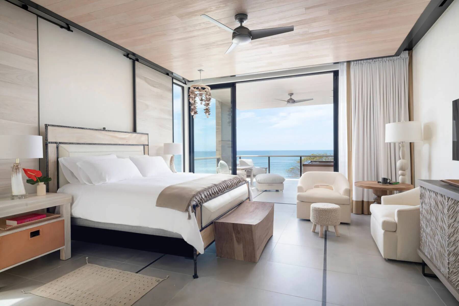 Two Bedroom Oceanfront Cliffside Residence with Hot Tub