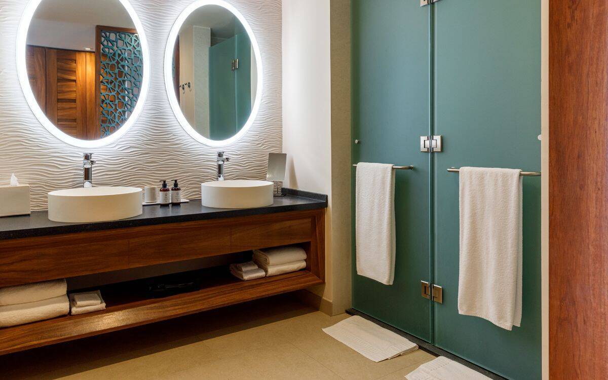 Queen Suite