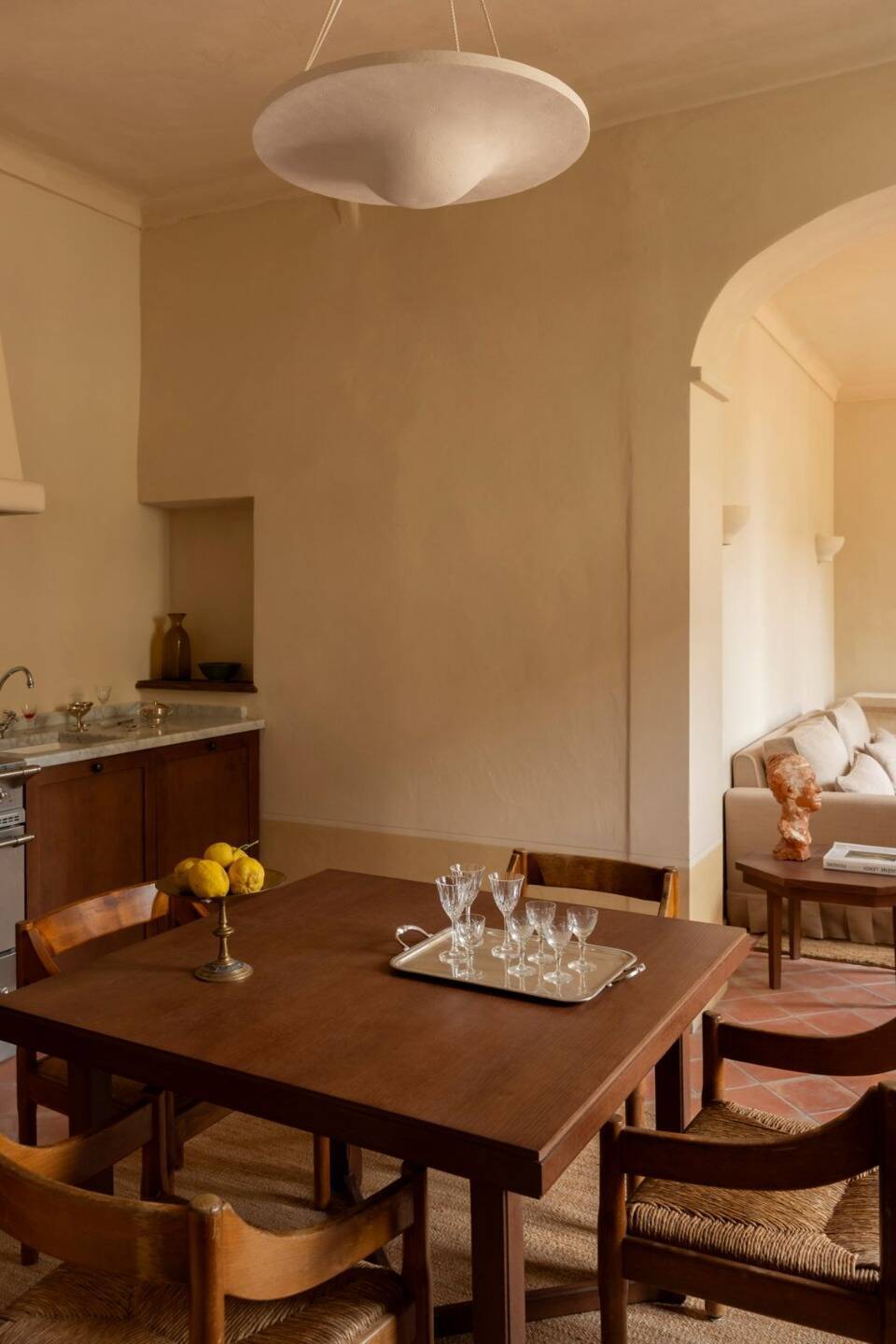 Terrasse Cloitre-cuisine Suite