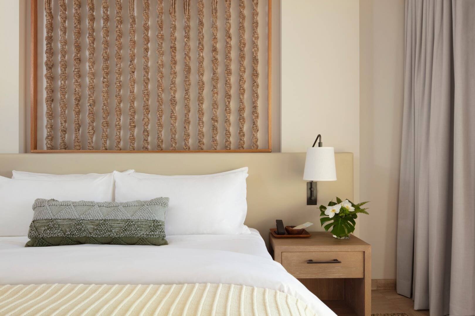 Mountain View King Room