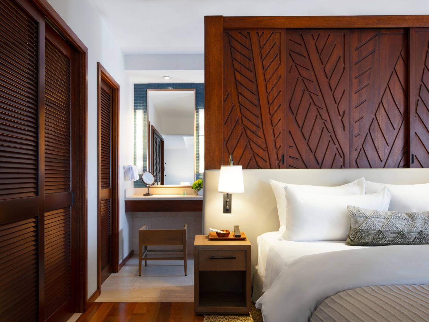 Ocean View Deluxe Suite