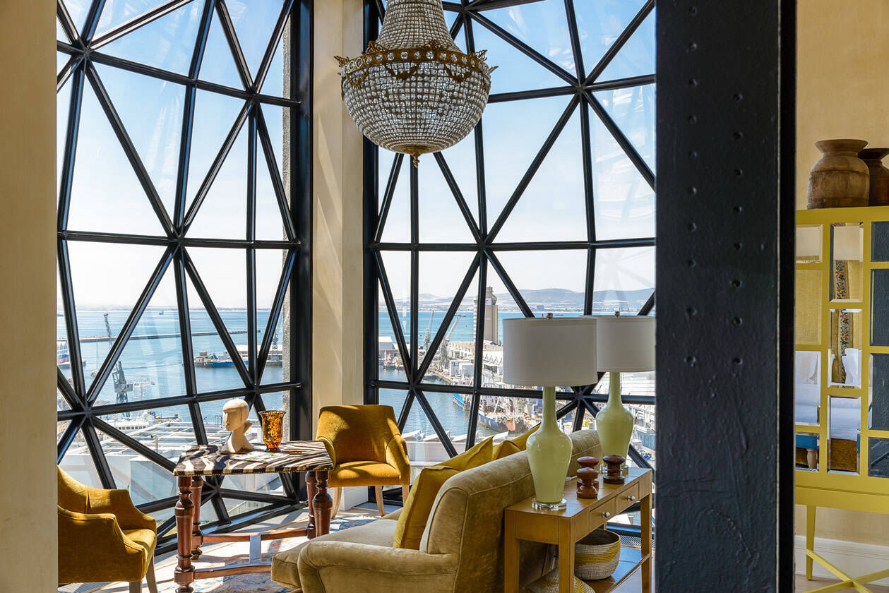 Deluxe Superior Suite