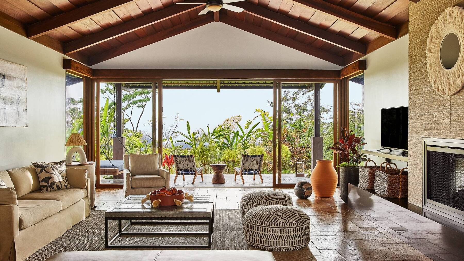 Casa Grande Two Bedroom | One King Bed and Two Queen Beds