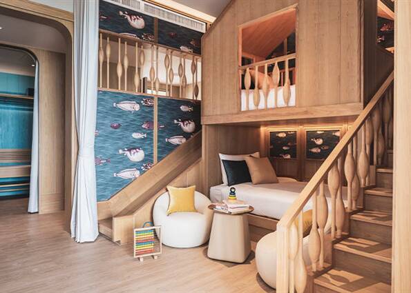 Grand Family Sea View Suite