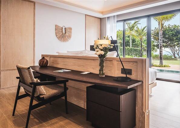 Wellness Lagoon Pool Villa