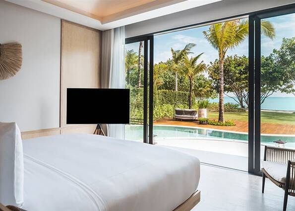 Wellness Lagoon Pool Villa