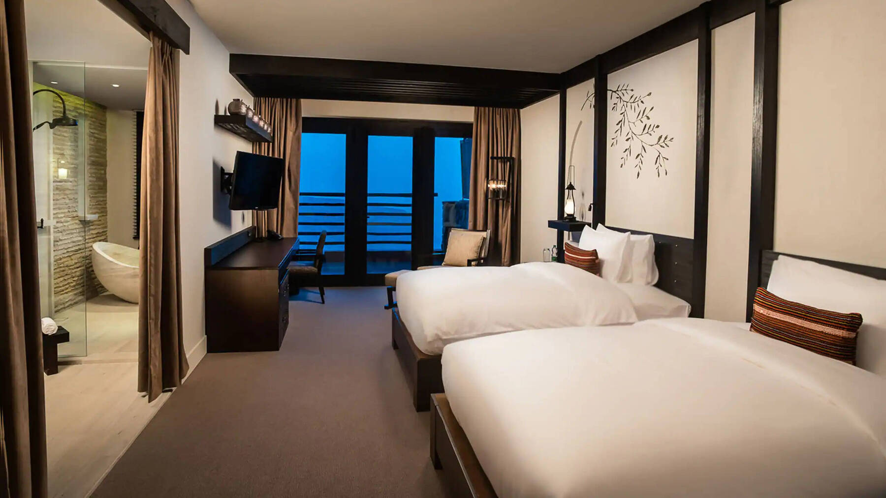 Horizon View Twin Suite