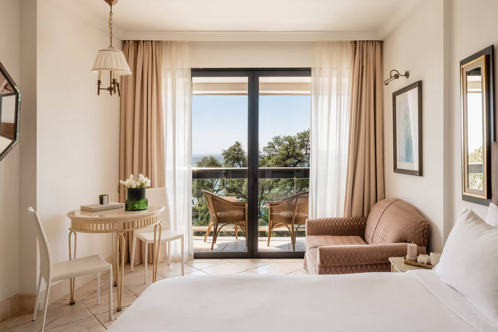 Premium Room Front Sea View