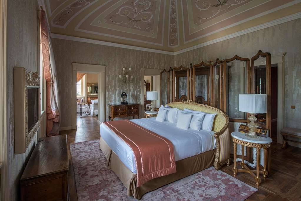 SUITE NORMA IN THE VILLA WITH LAKE VIEW
