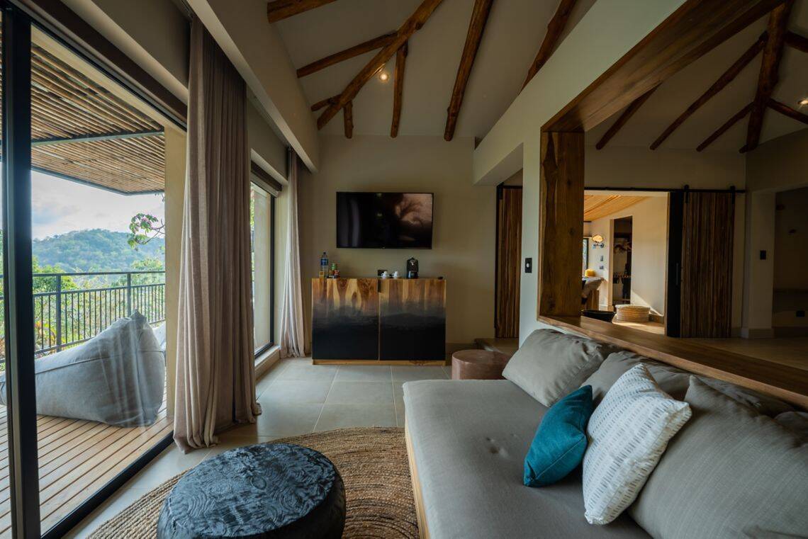 Honeymoon Suite