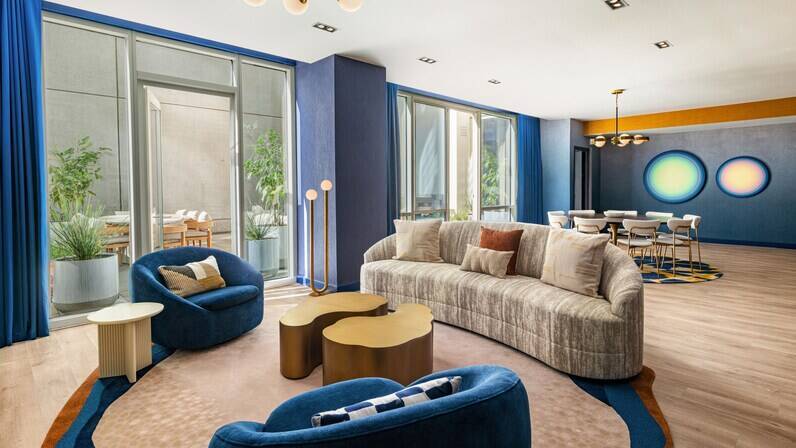 High Floor Oasis Suite 1 King
