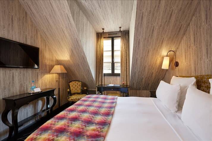Classic Room