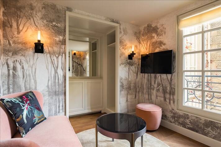 Le Petit Pavillon - Triplex apartment with private entrance