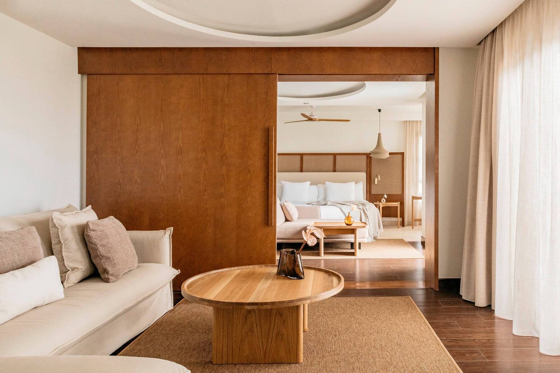 REDLEVEL MASTER SUITE OCEAN VIEW WITH BATHTUB ON TERRACE