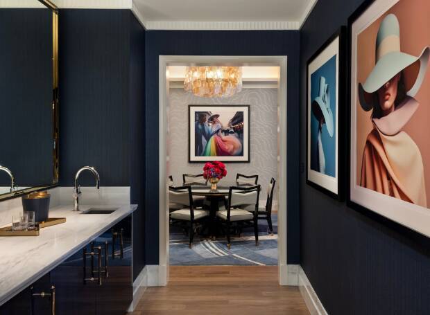 FLEUR DE LIS EXECUTIVE SUITE