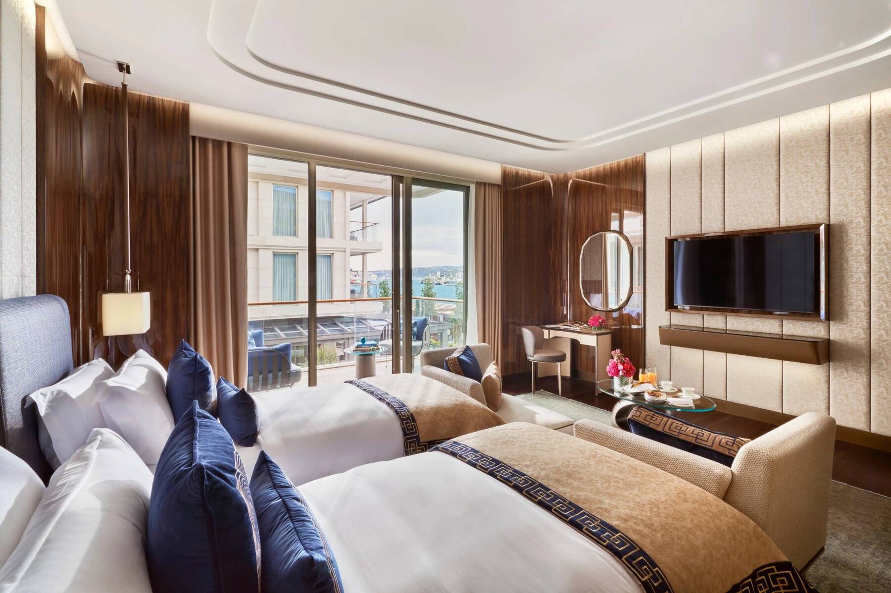 Deluxe Bosphorus Room Twin Beds