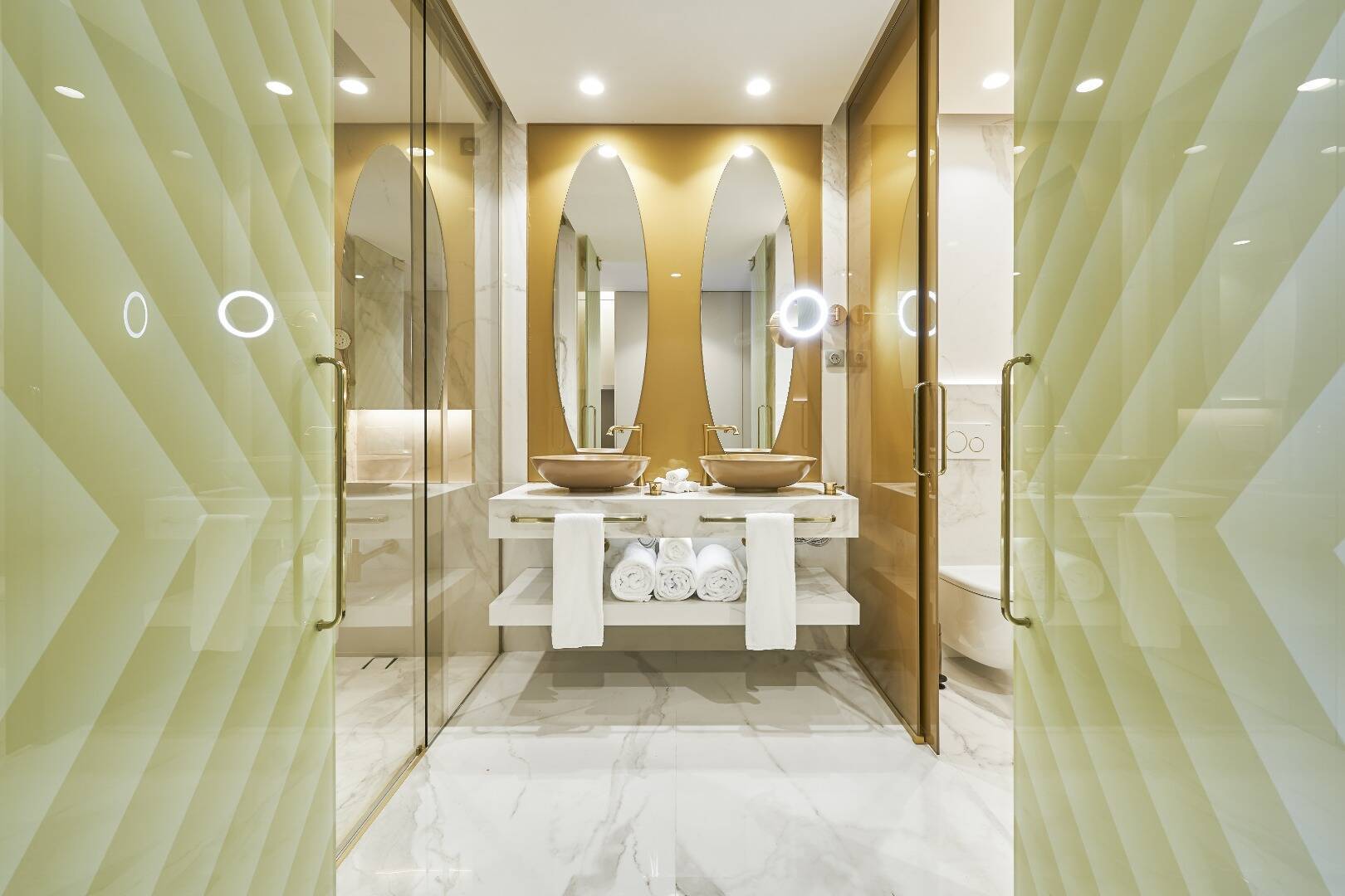OCEAN ROOM