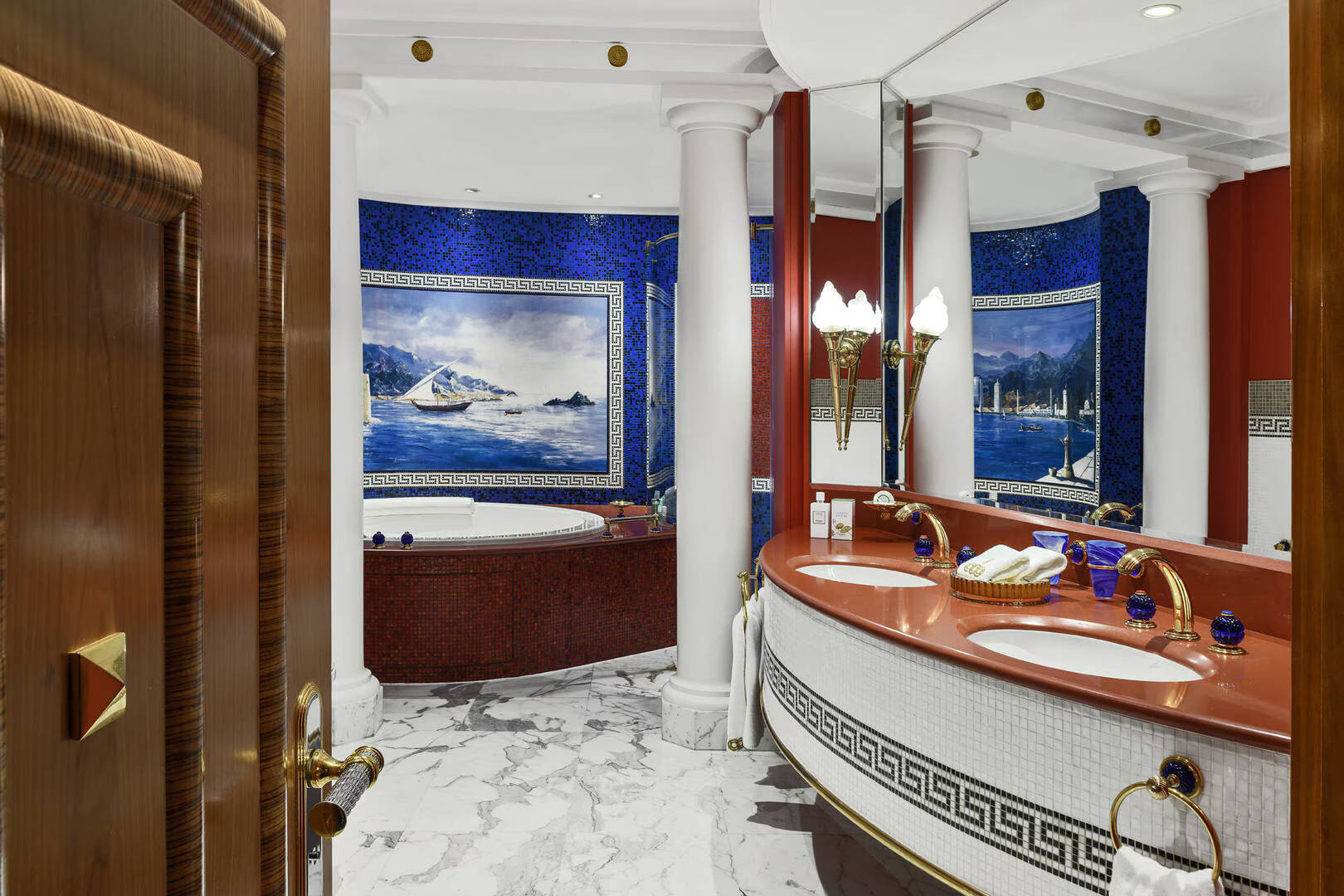 Duplex One Bedroom Family Suite