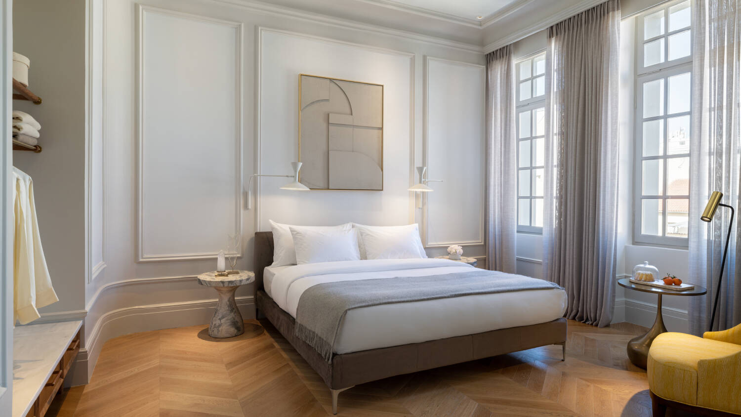 ATHENIAN APARTMENT