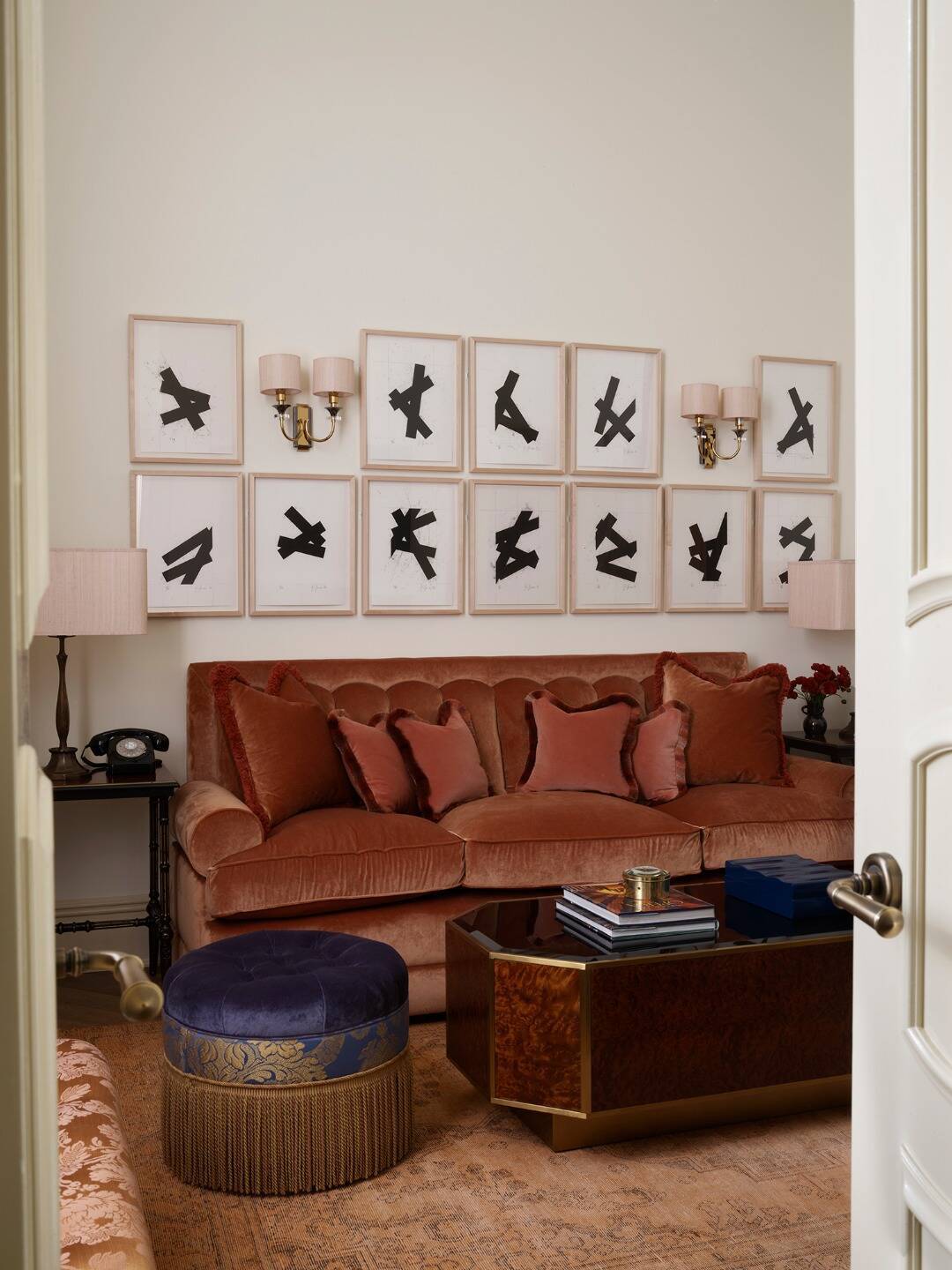 PARLOUR SUITE