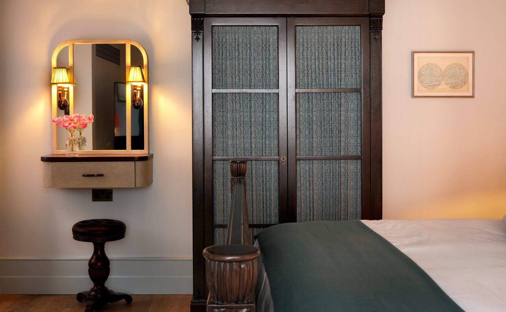 TWO BED SUITE