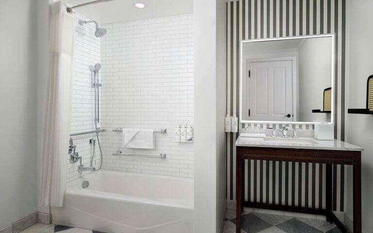 Victorian Garden View Balcony Queens – Hearing Accessible