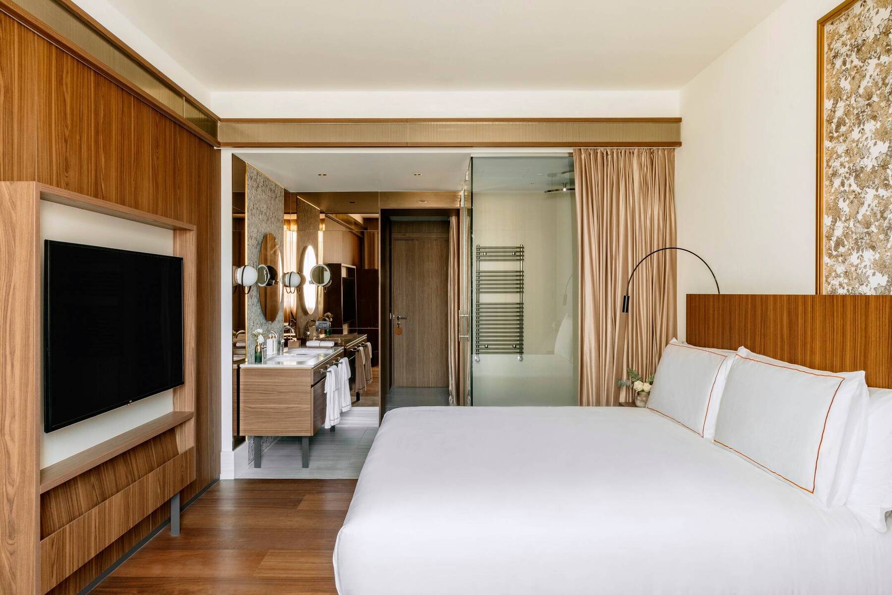Premium Room with Two Connecting Bedrooms