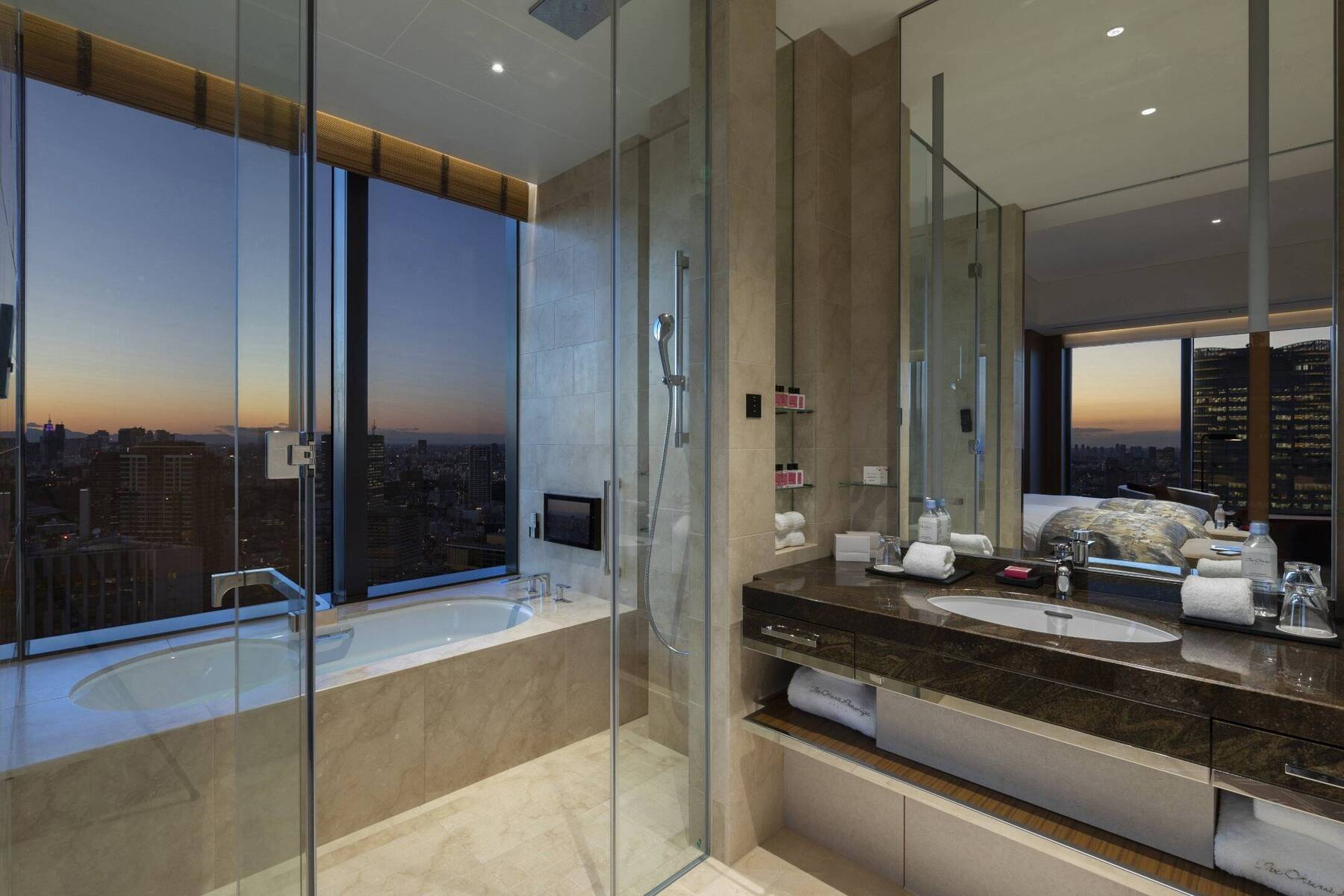 HERITAGE TWIN SUITE