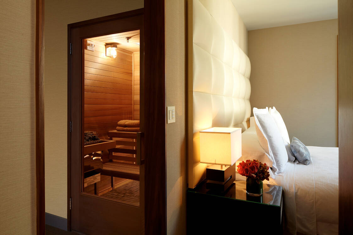 SPA ONE BEDROOM SAUNA SUITE