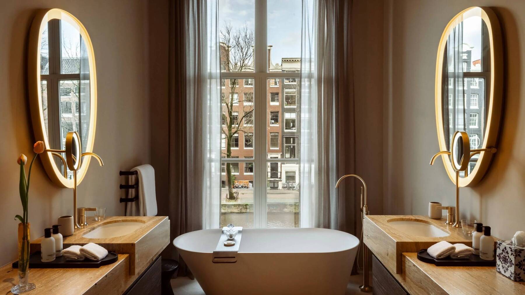 CANAL VIEW DUPLEX SUITE