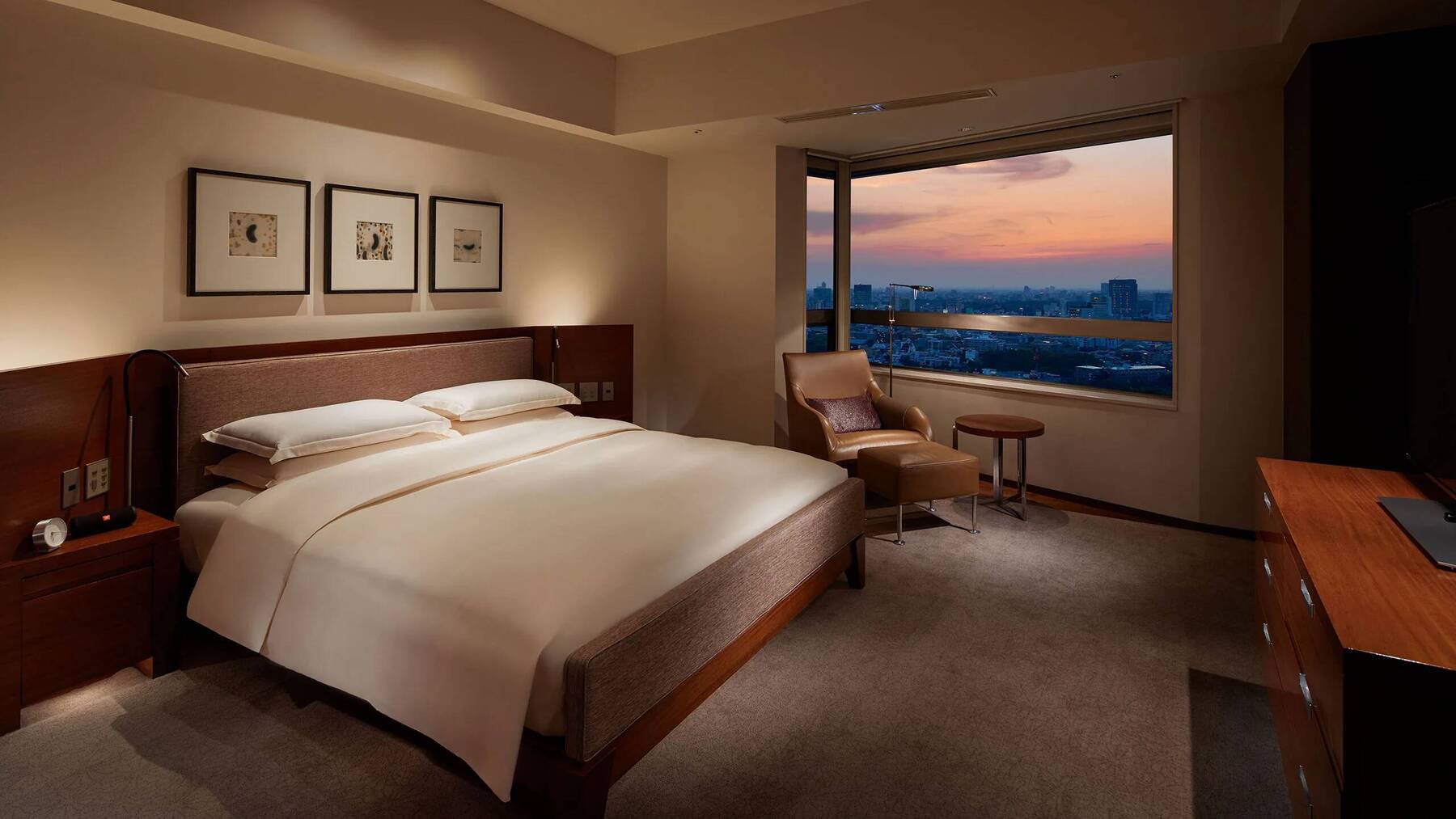 Grand Executive Suite King