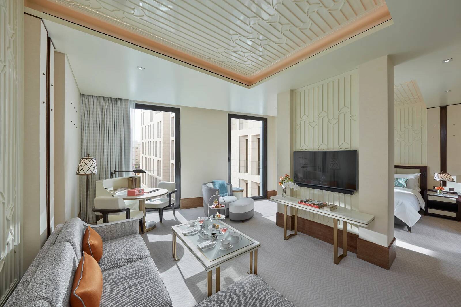 STUDIO KING SUITE