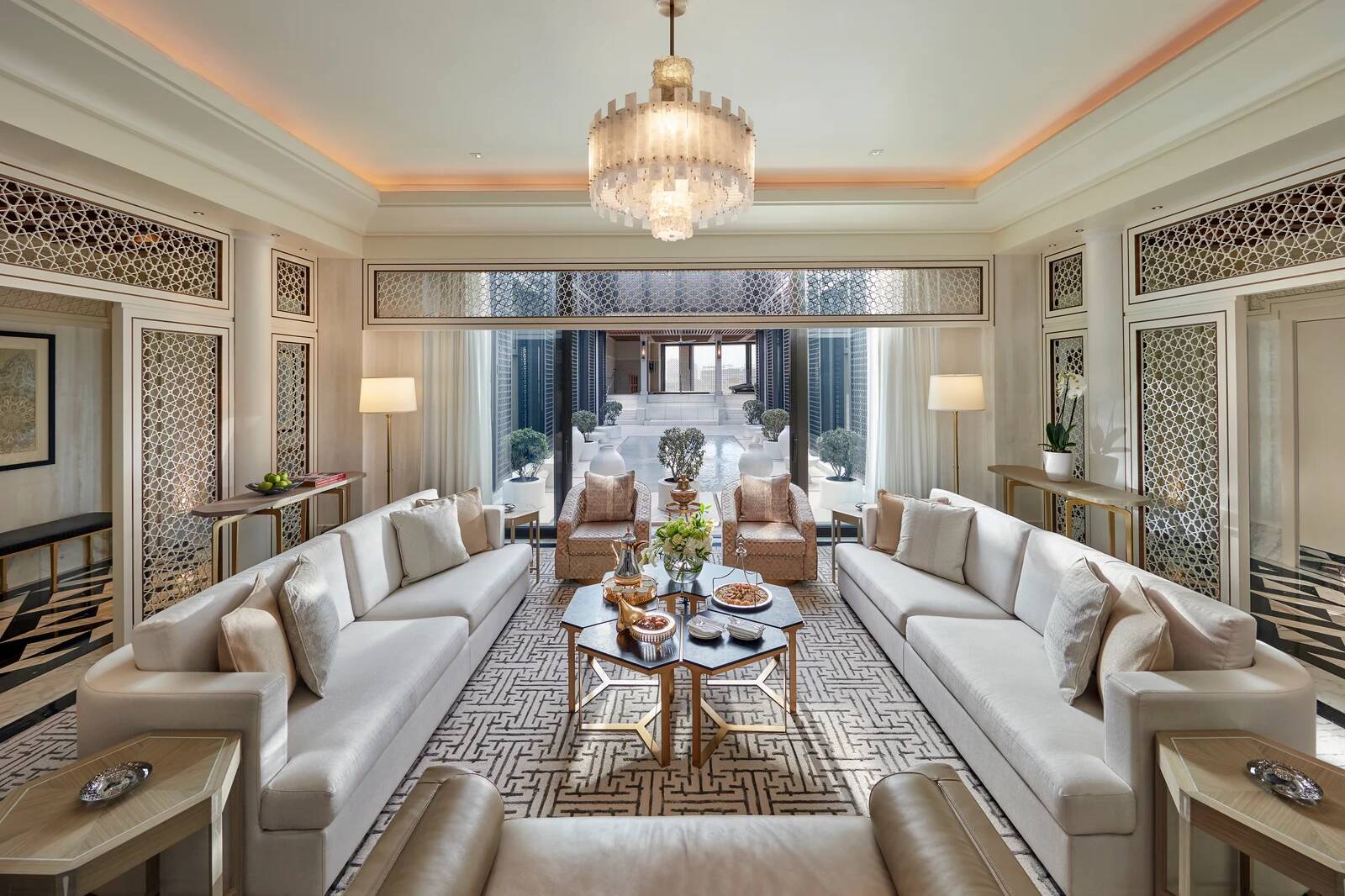 ROYAL TWO KING SUITE