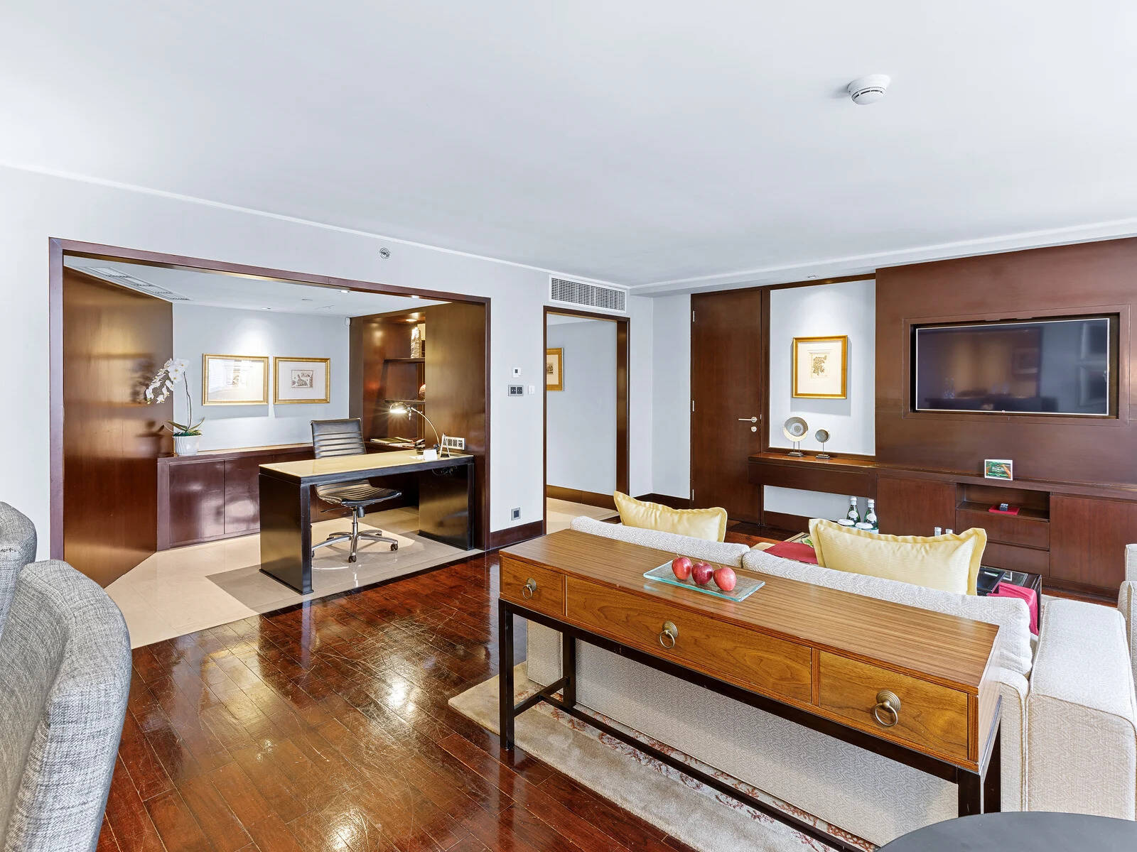 Oriental Suite