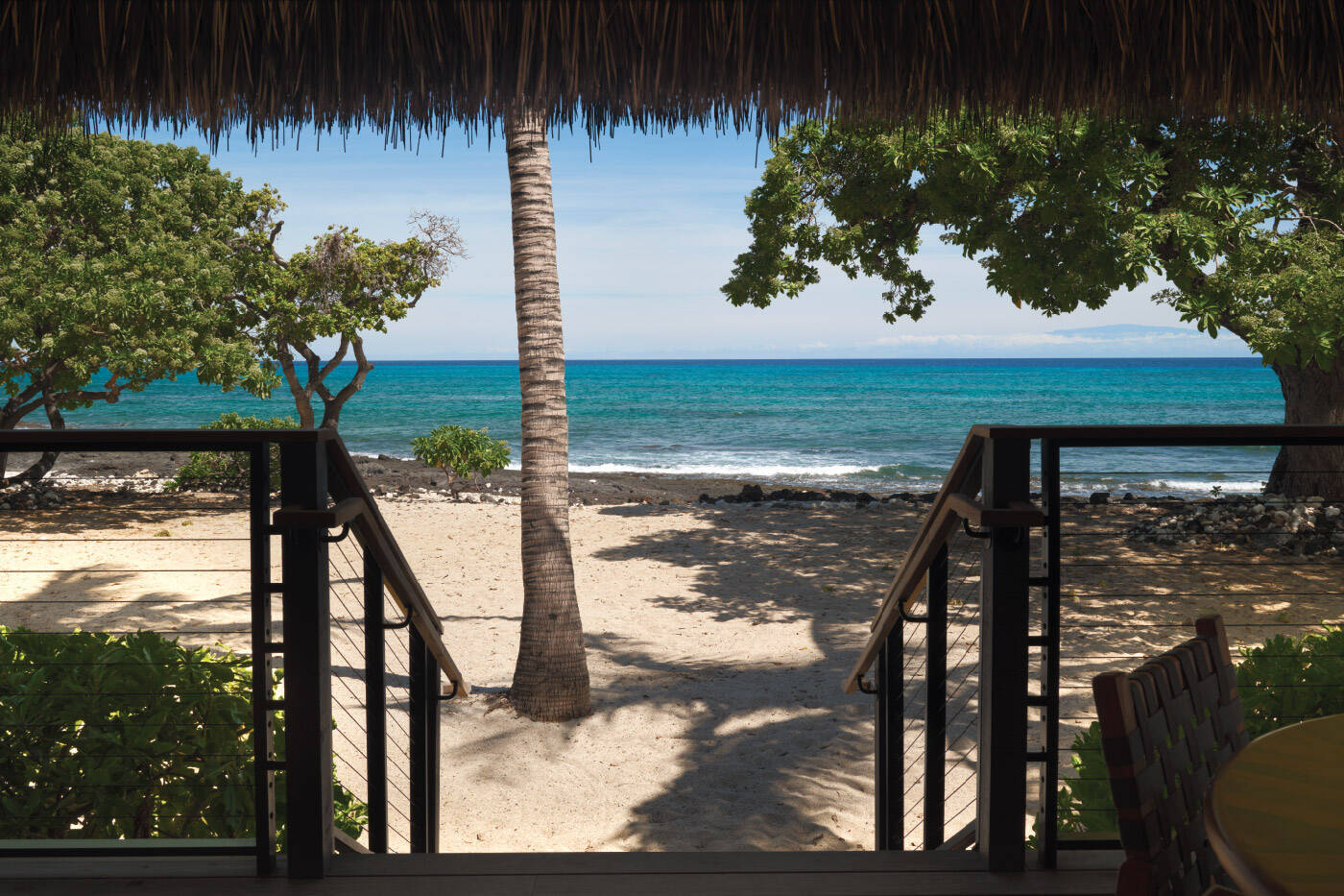 BEACH FRONT HALE 