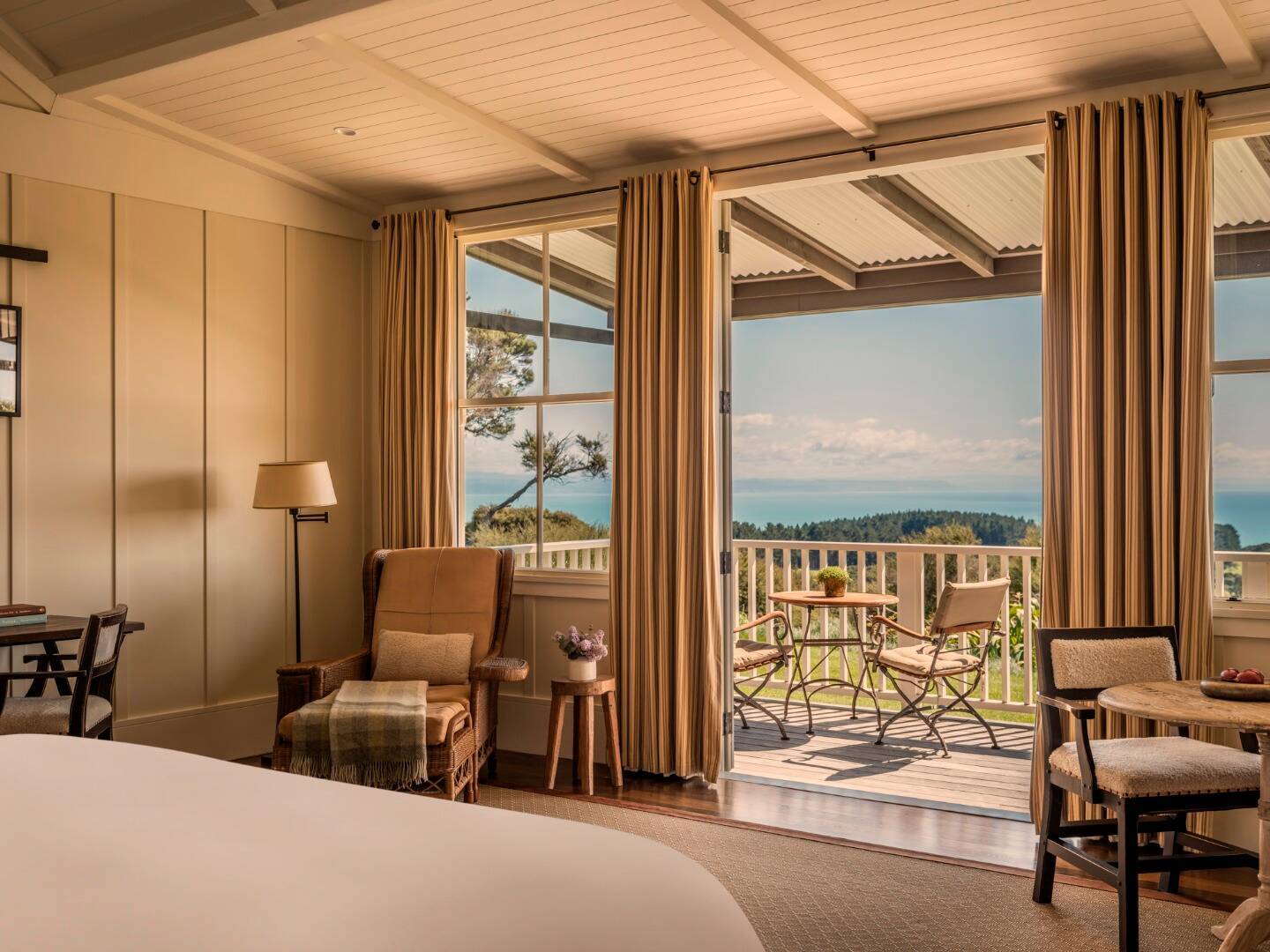 GRAND RIDGE JUNIOR SUITE