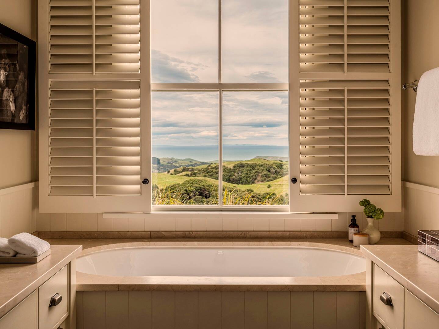 HILLTOP JUNIOR SUITE