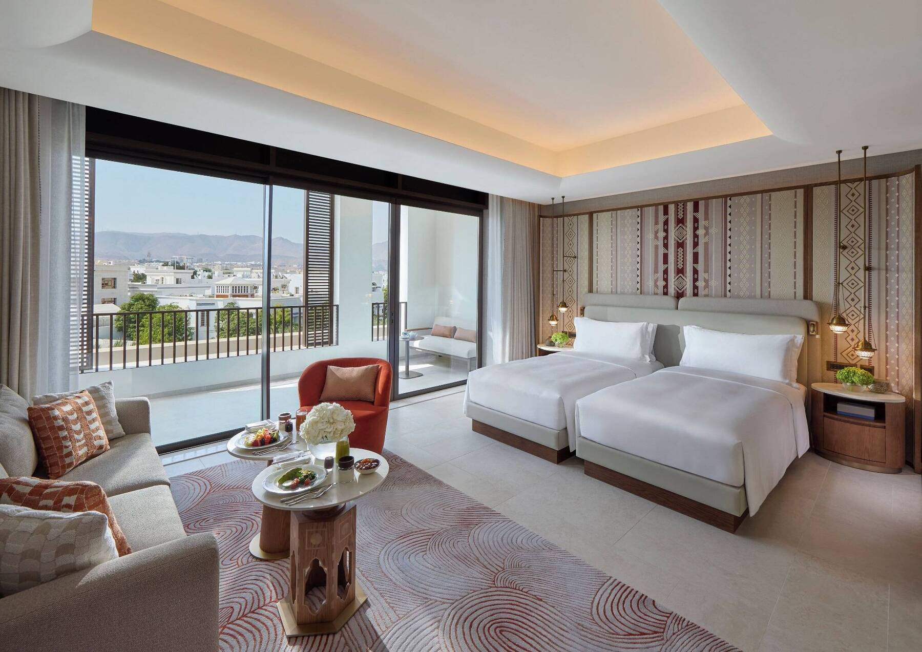 DELUXE MOUNTAIN VIEW TWIN ROOM