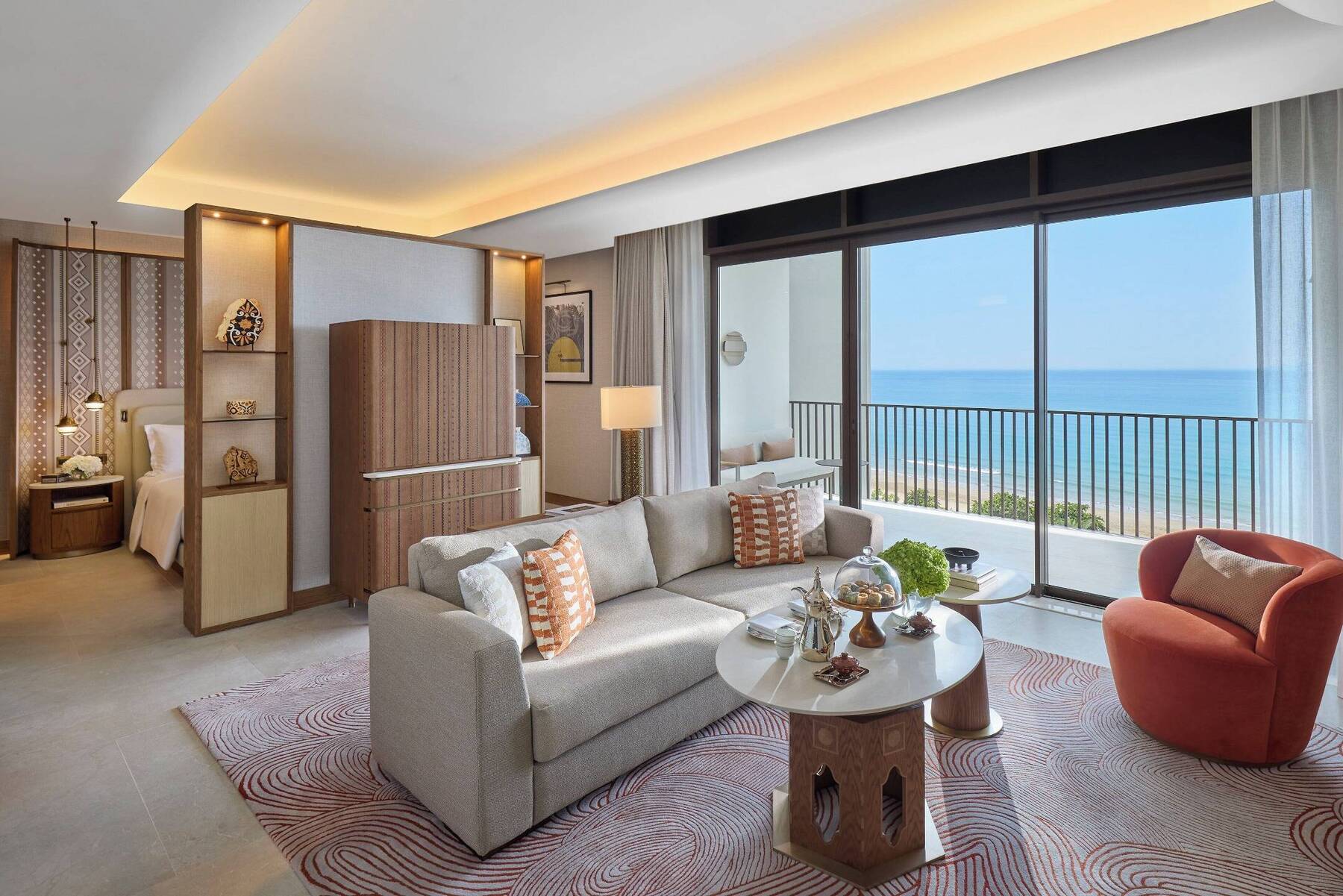 JUNIOR SEA VIEW KING SUITE