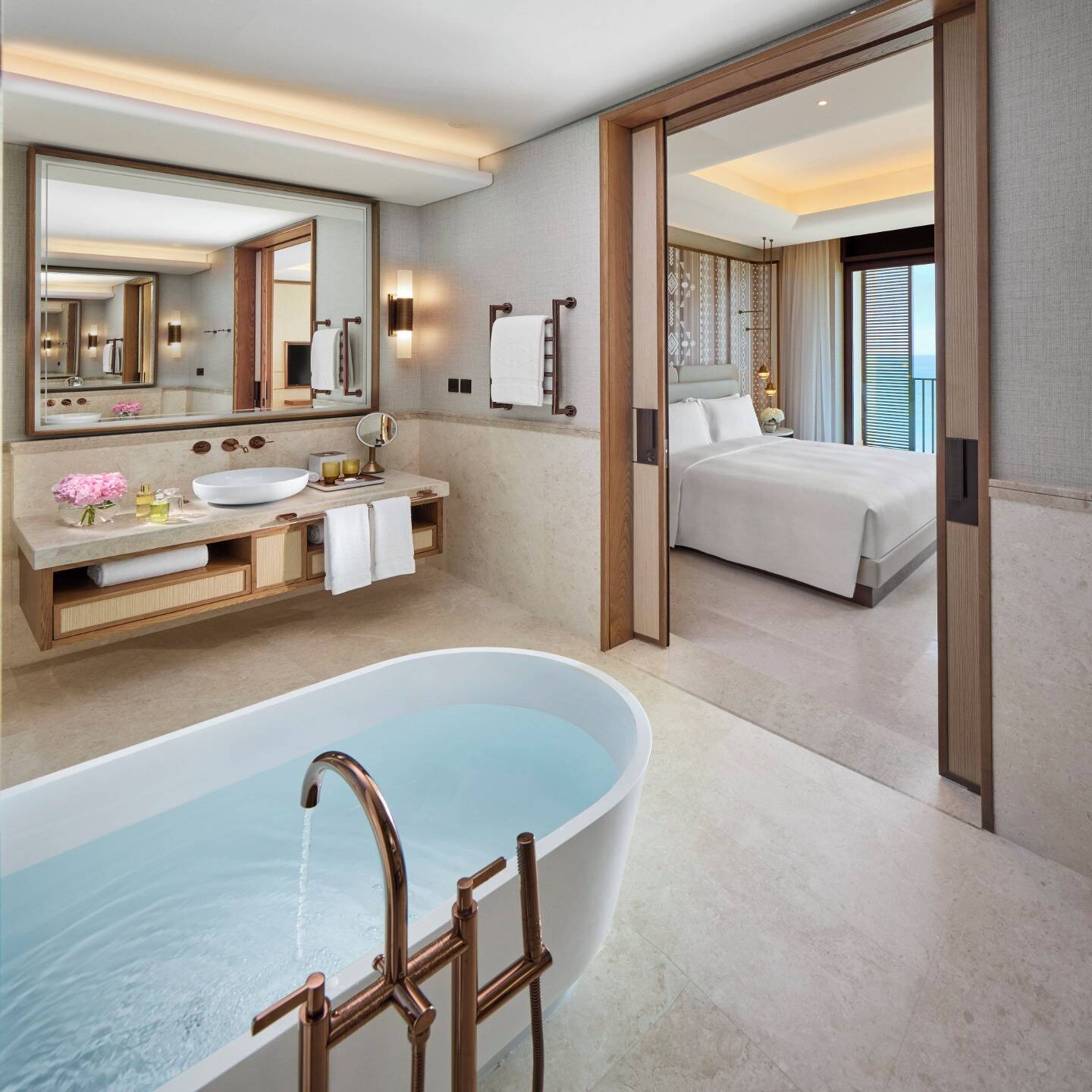 SEA VIEW KING SUITE