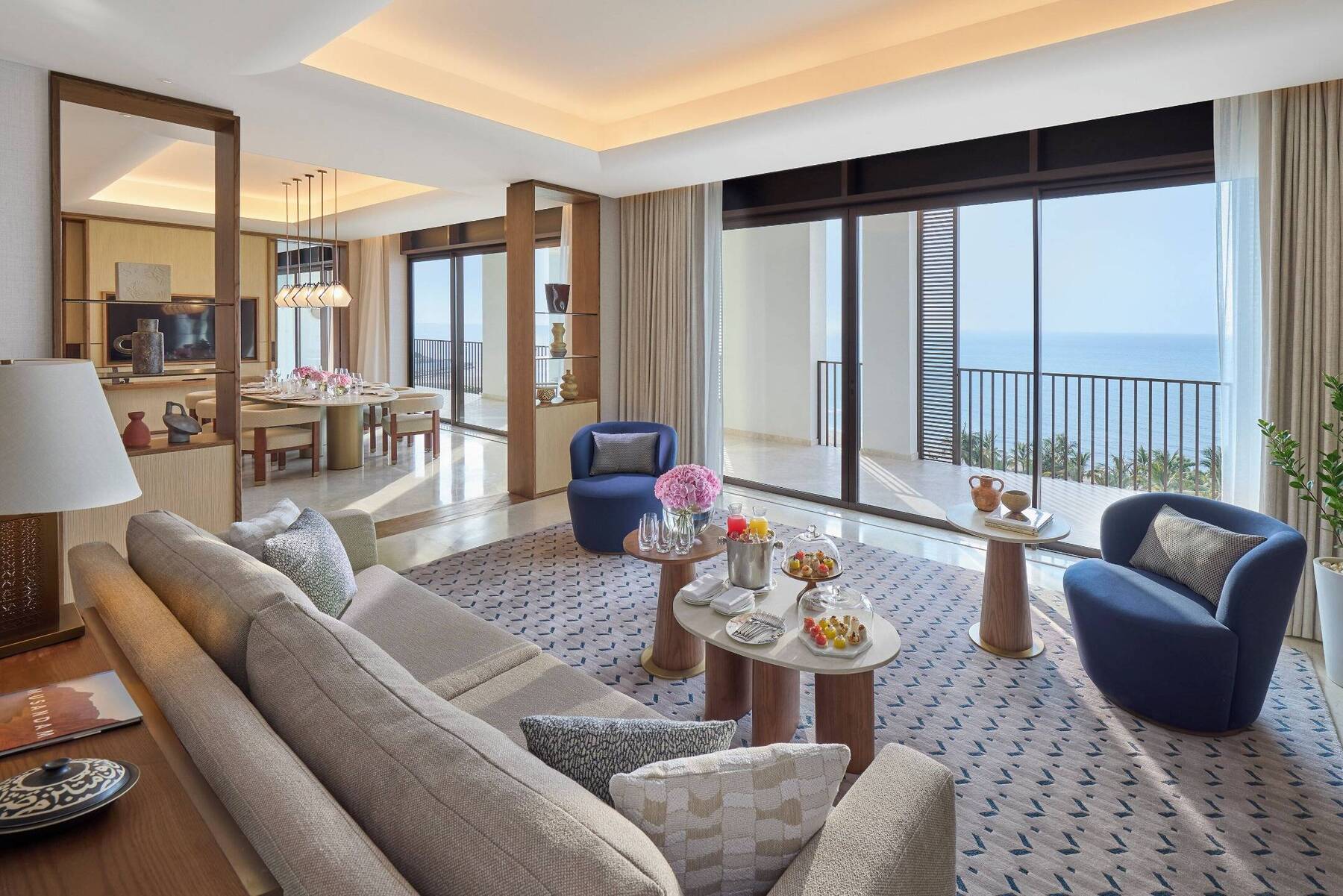TWO BEDROOM ONE KING, TWO TWIN PRESIDENTIAL SUITE