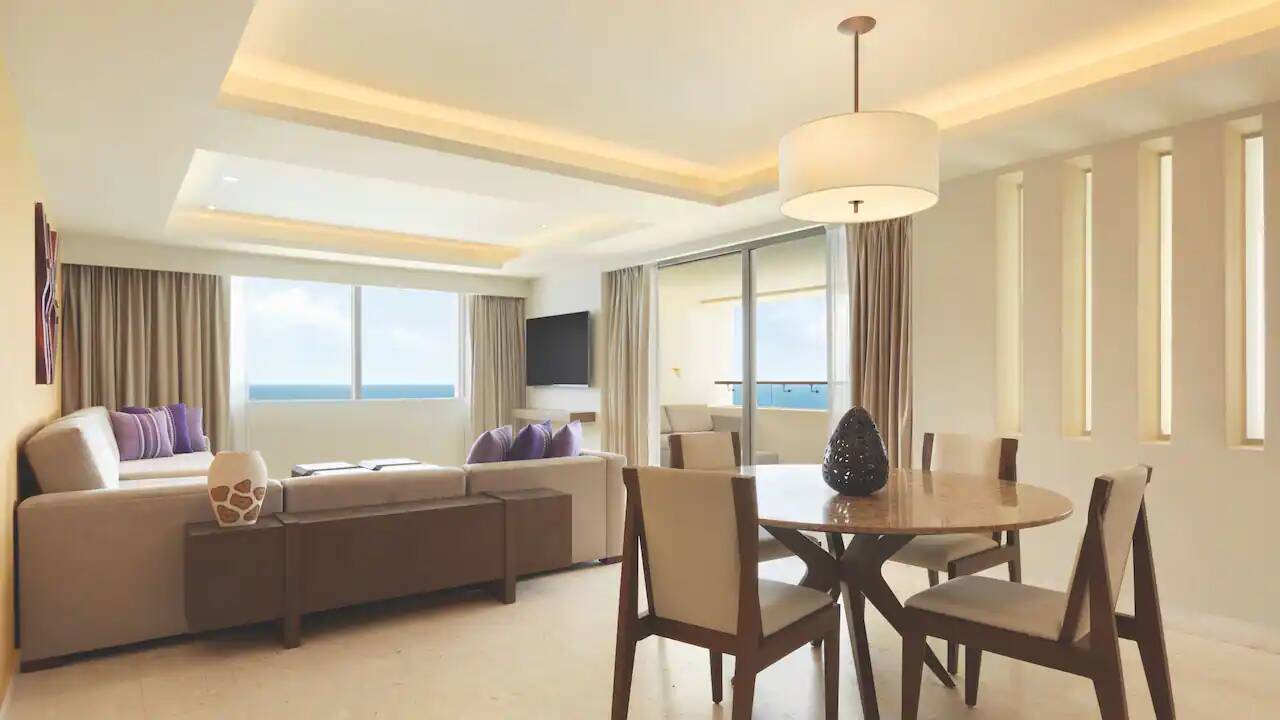 Two-Bedroom Oceanfront Club Suite