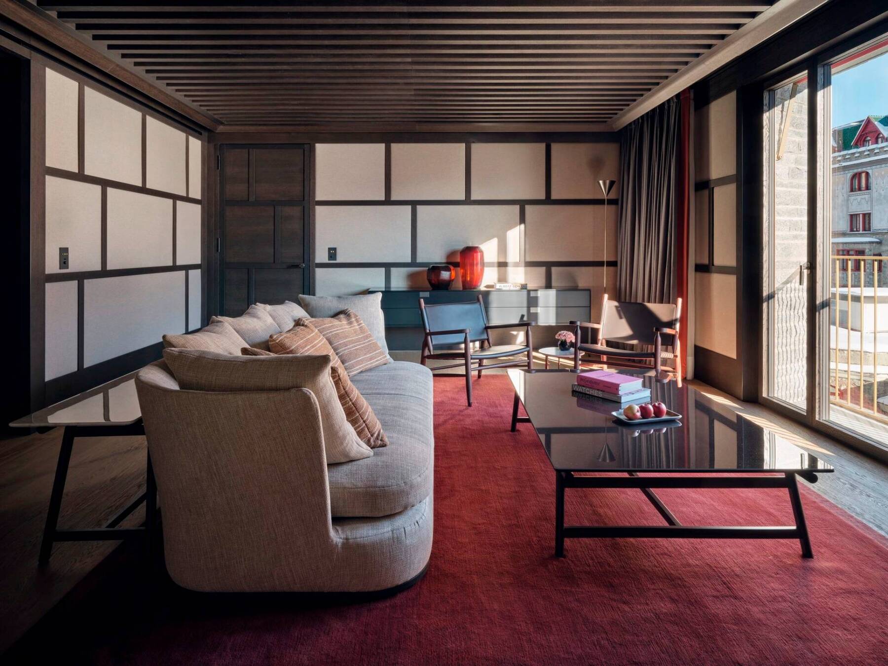 SERLAS WING SUITE