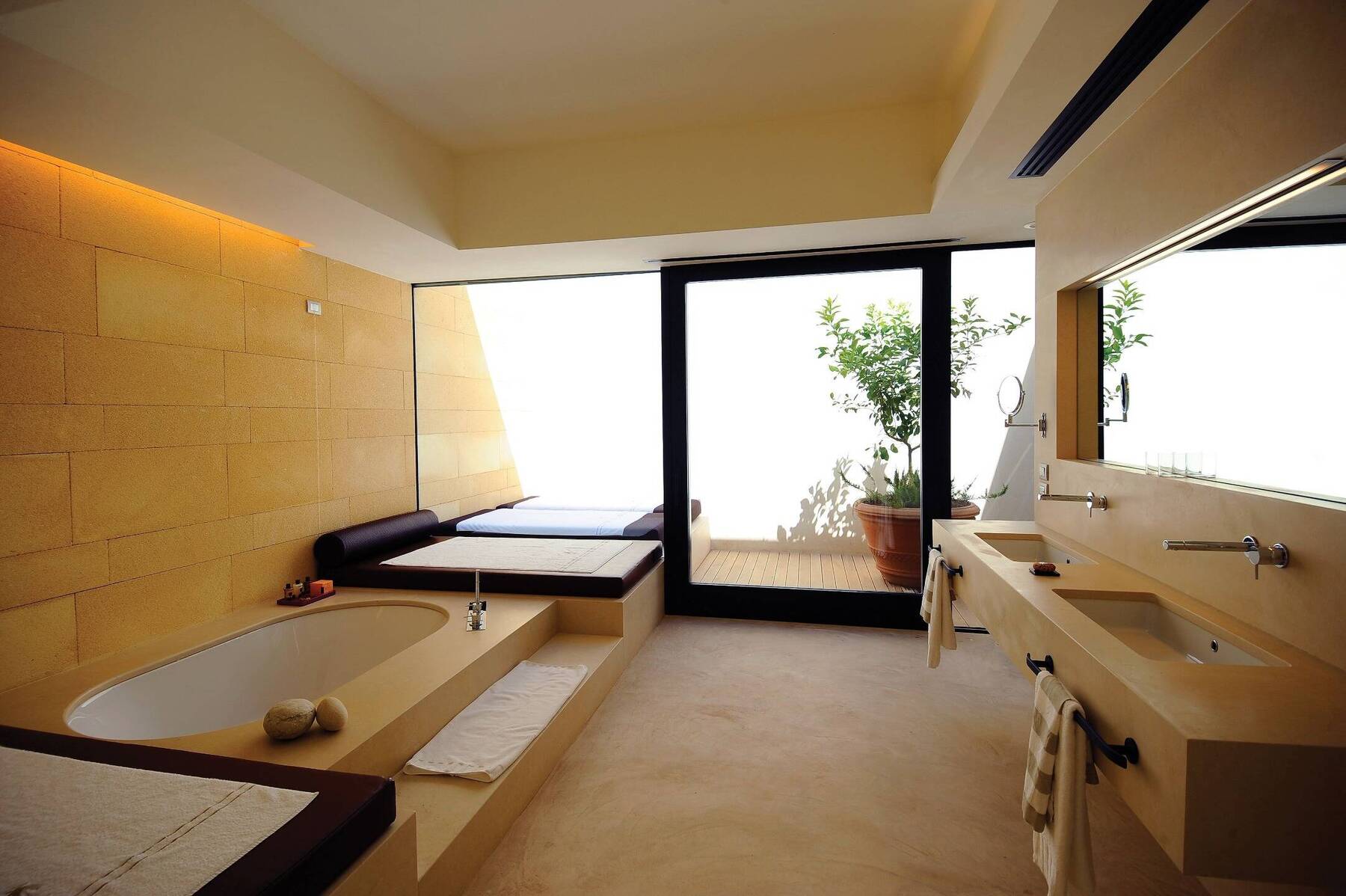 Three Bedroom Mimosa Suite with Pool