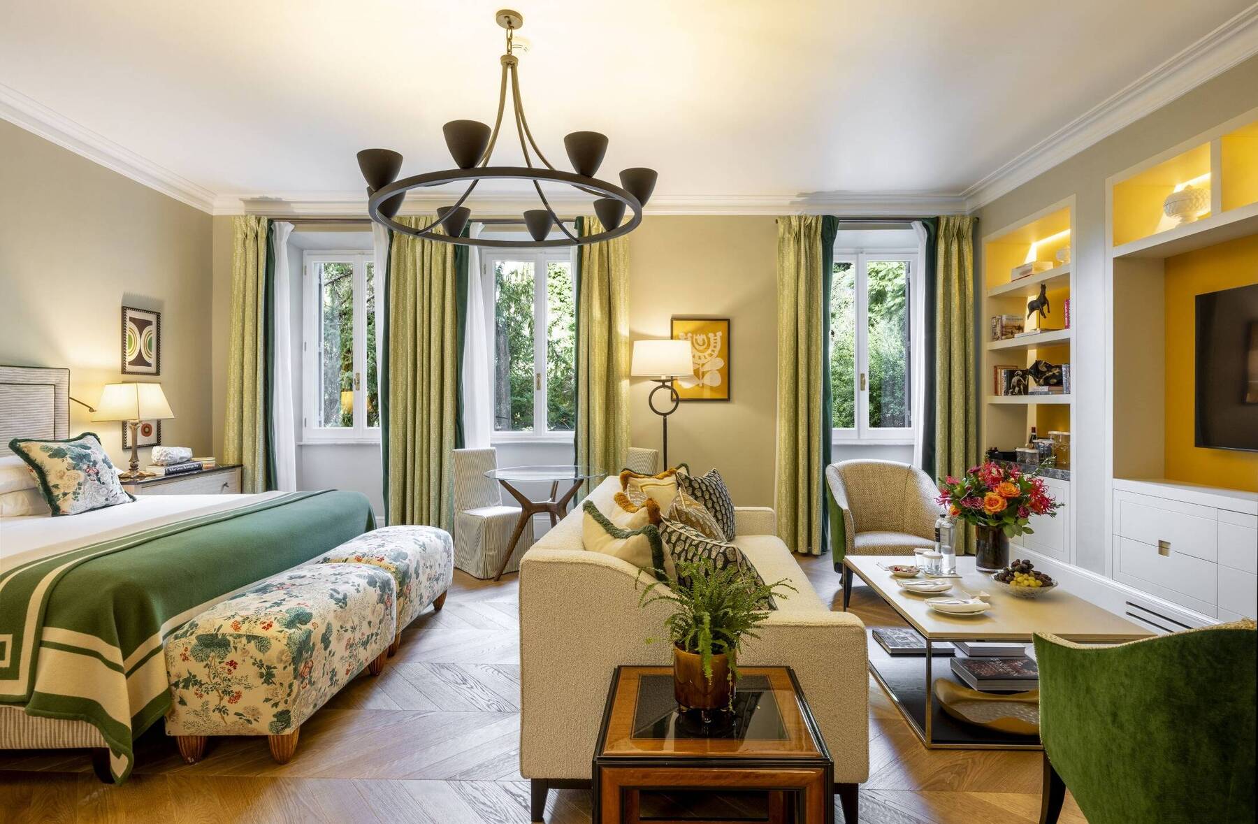 Junior Deluxe Suite