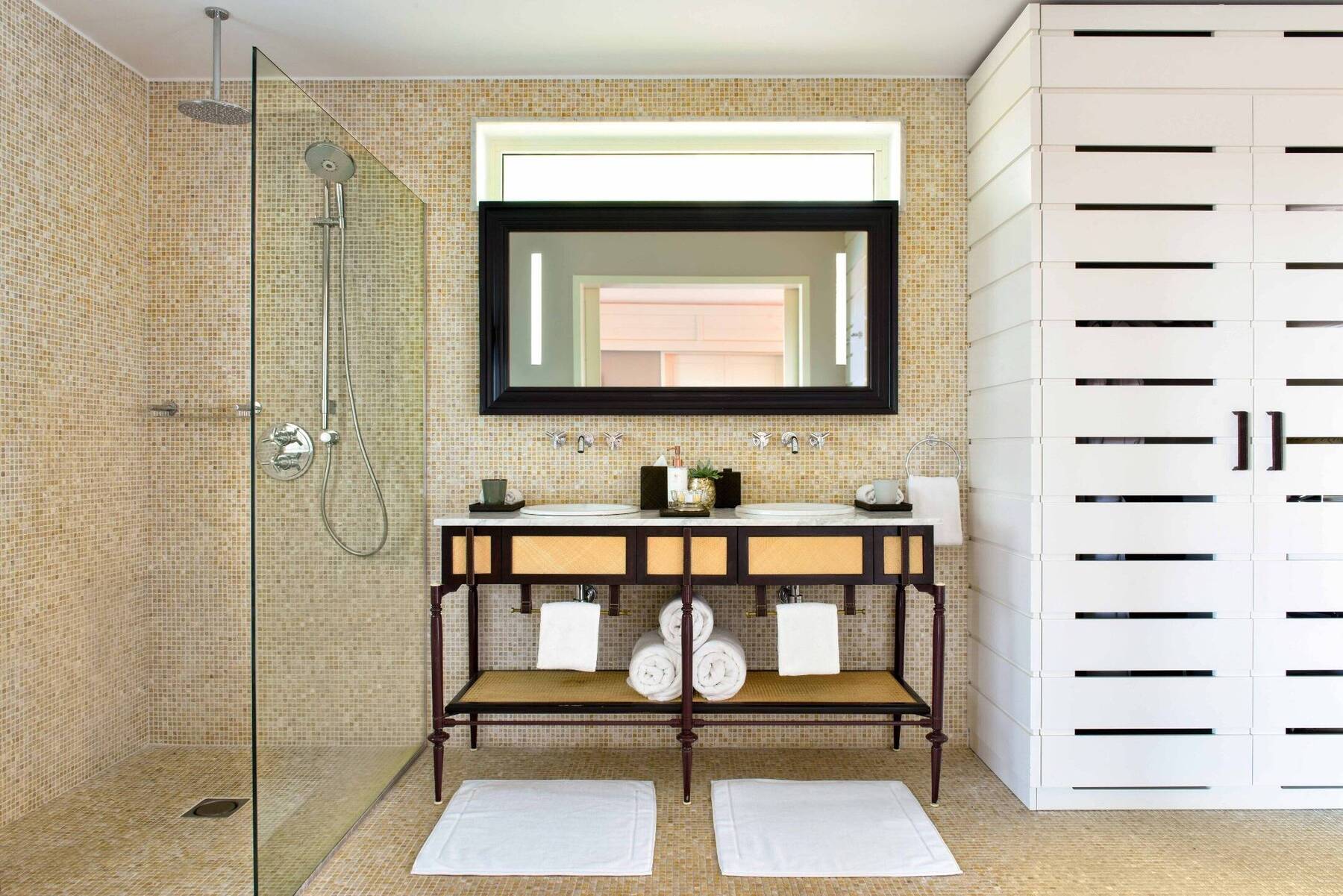 OCEAN BAY ROOM