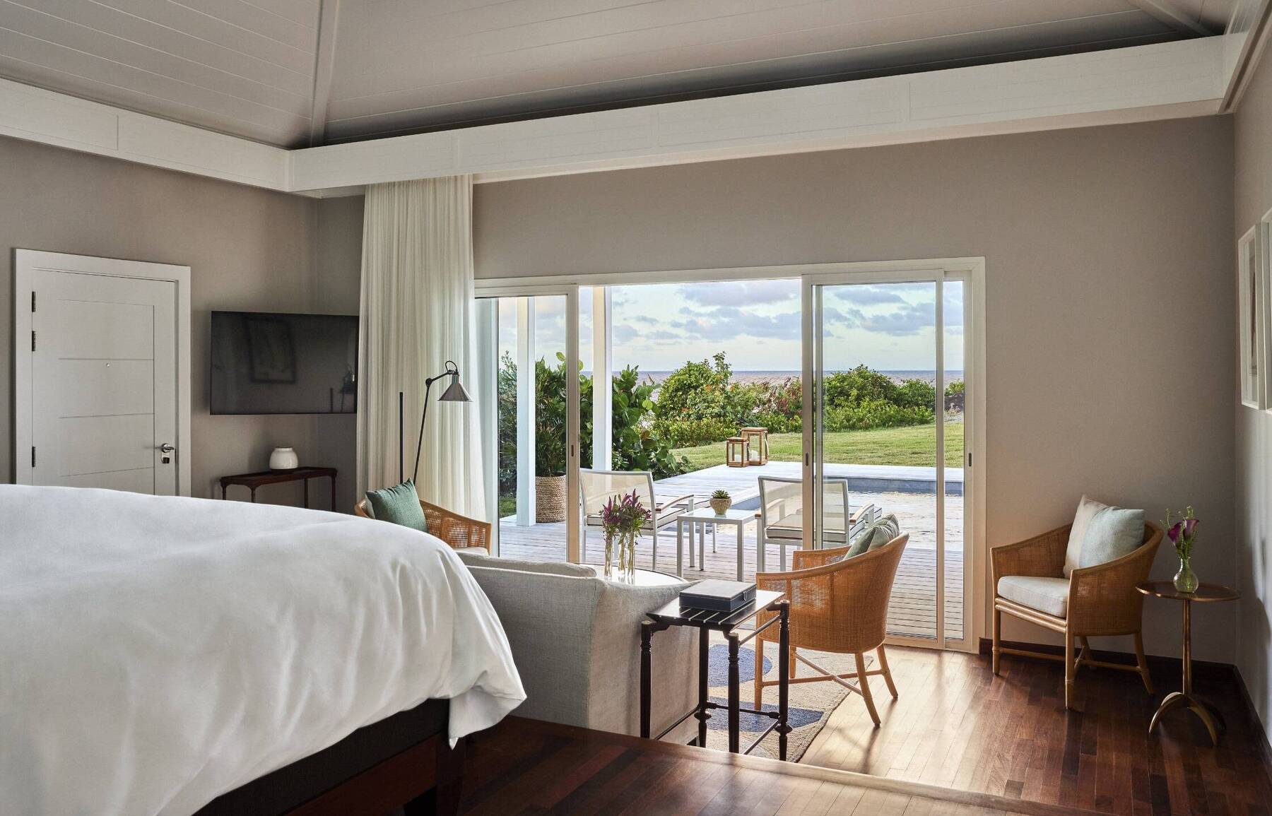 MARIGOT TWO BEDROOM SUITE