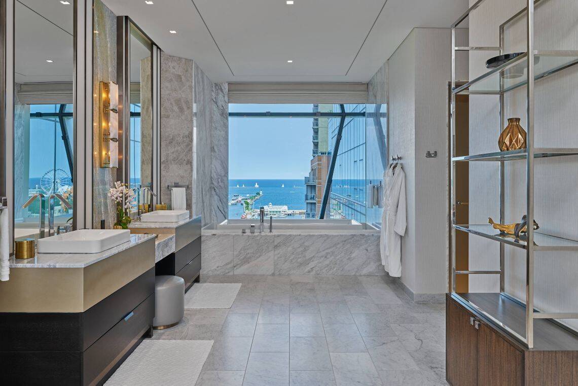 ONE BEDROOM PRESIDENTIAL SUITE