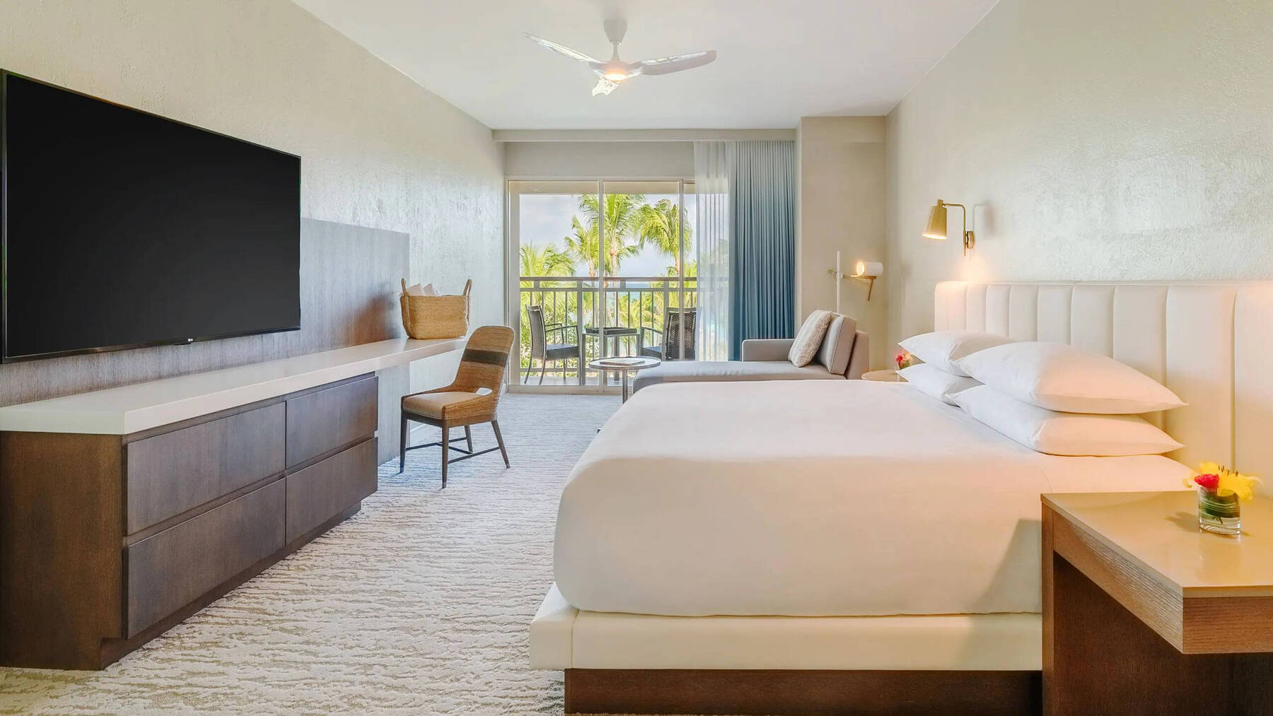 Cayena Suite with Balcony High Floor